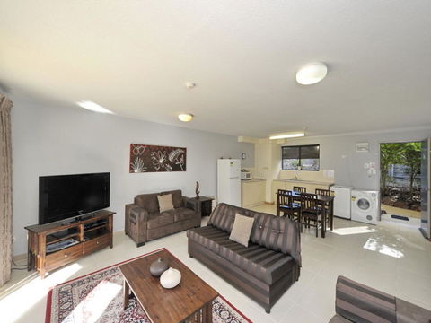 Nelson Bay Breeze - Accommodation Gladstone 9