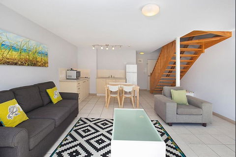 Nelson Bay Breeze - Accommodation Gladstone 18