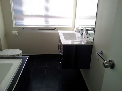 Nelson Bay Breeze - Accommodation Gladstone 20