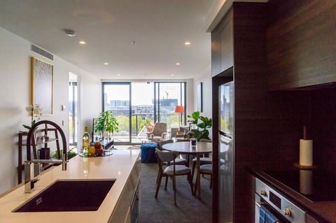 Highgate Executive Apartment City Walk Canberra - Accommodation Gladstone 12