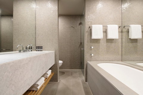 Hotel Realm - Accommodation Gladstone 14