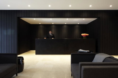 Burbury Hotel - Accommodation Gladstone 1
