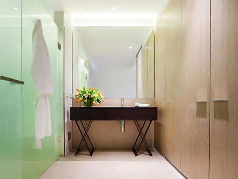 Burbury Hotel - Accommodation Gladstone 6