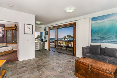 Lennox Holiday Apartments - Accommodation Gladstone 40