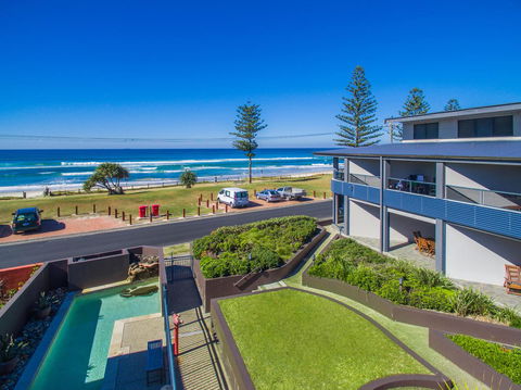 Lennox Holiday Apartments - Accommodation Gladstone 10