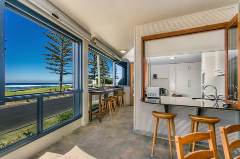 Lennox Holiday Apartments - Accommodation Gladstone 32