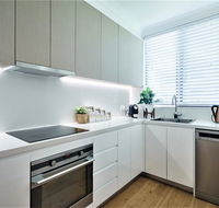 Bondi Beach Oasis-Car ParkPoolAir Con - Accommodation Gladstone