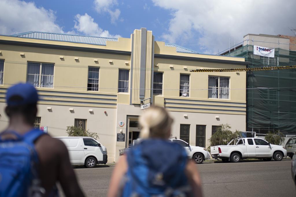 Tamarama NSW Accommodation Gladstone