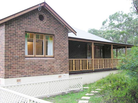 Boobook Hollow - Accommodation Gladstone 2