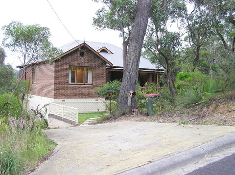Boobook Hollow - Accommodation Gladstone 1