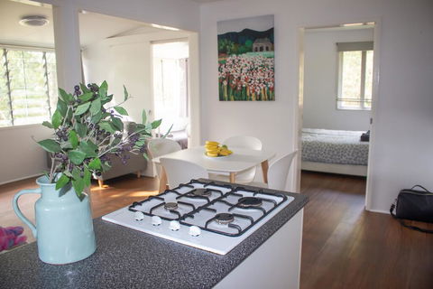 Booloumba Creek Cottage - Accommodation Gladstone 0