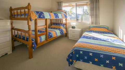 Boomer Crescent 5 Kioloa - Accommodation Gladstone 2