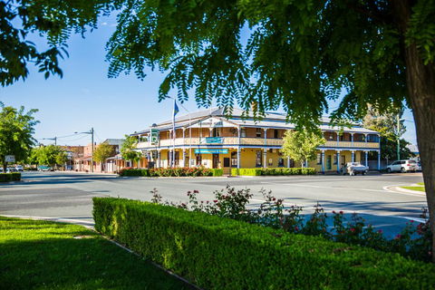 Boorowa Hotel - Accommodation Gladstone 0