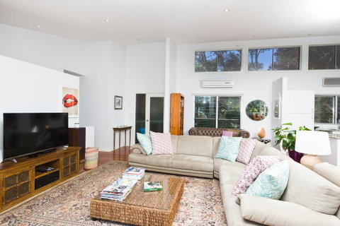 Booti Booti Lakehouse - Accommodation Gladstone 1