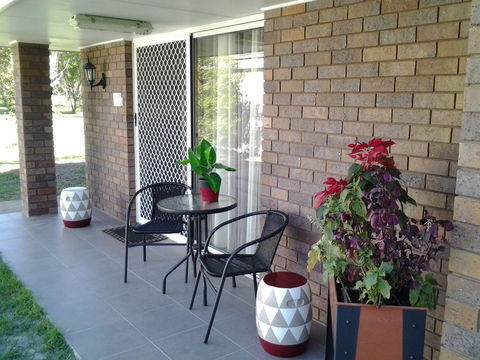 Bottlebrush B & B - Accommodation Gladstone 1