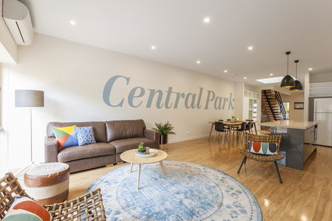 Boutique Stays - Central Park, South Melbourne Townhouse - Accommodation Gladstone 0