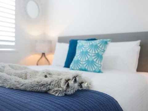 Boutique Stays - Hampton Lookout - Accommodation Gladstone 1