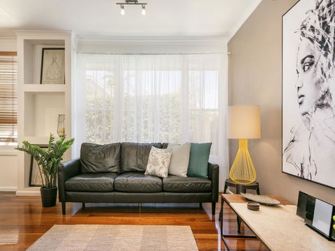 Boutique Stays - Sandy Breeze 3 - Accommodation Gladstone 1