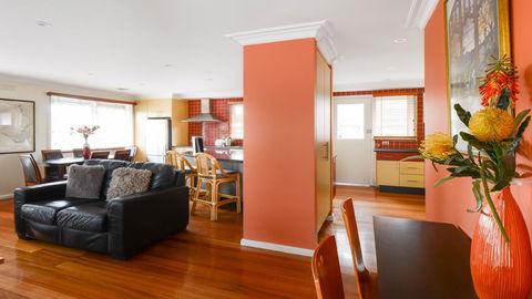 BOUTIQUE STAYS - Sandy Haven A - Accommodation Gladstone 2