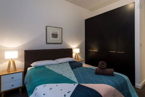 Bradman Modern Style A Walk To MCG, Swan St, CBD - Accommodation Gladstone 2