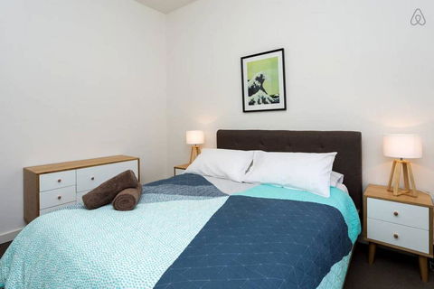 Bradman Modern Style A Walk To MCG, Swan St, CBD - Accommodation Gladstone 1