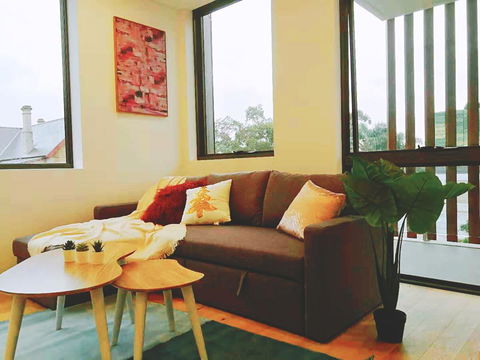 Brand New Apartment Next To Shopping Center - Accommodation Gladstone 1