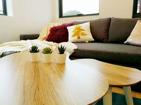Brand New Apartment Next To Shopping Center - Accommodation Gladstone 2