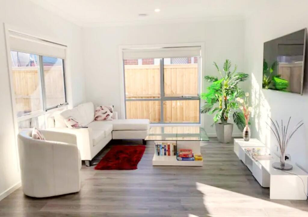 Yaamba ACT Accommodation Gladstone