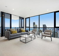 BRAND NEW Qube Broabeach Luxury 2 Bedroom - Accommodation Gladstone