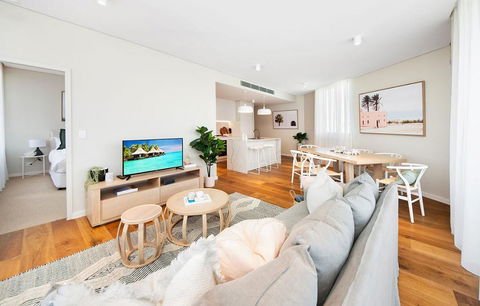 BRAND NEW- Premium Bondi Beach Escape - Accommodation Gladstone 0
