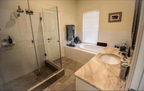 Braybrook Boutique BnB - Accommodation Gladstone 2