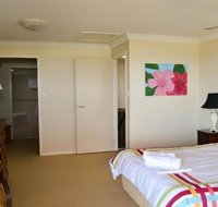 Breakers 1/10 - Accommodation Gladstone