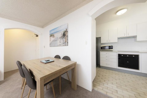 Breakers 11 - Accommodation Gladstone 1