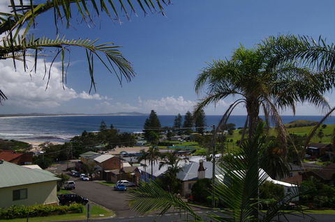 Breakers 2, 13 East Street - Accommodation Gladstone 0