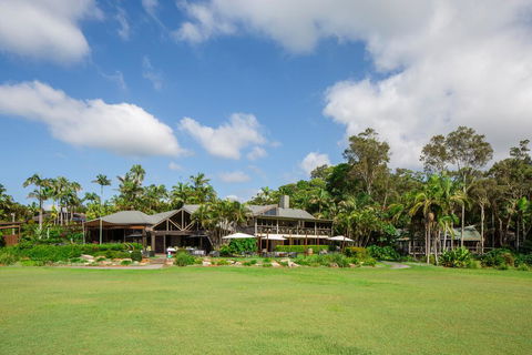 BreakFree Aanuka Beach Resort - Accommodation Gladstone 0