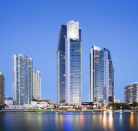 Breathtaking Views 4BD HIGH FLOOR Lux Apartment - Accommodation Gladstone