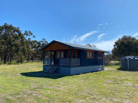 Bretts Rest - Accommodation Gladstone 0
