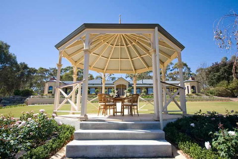 Brice Hill Country Lodge - Accommodation Gladstone 3