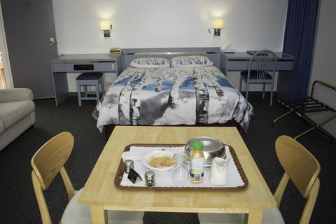 Bridge Motel - Accommodation Gladstone 3