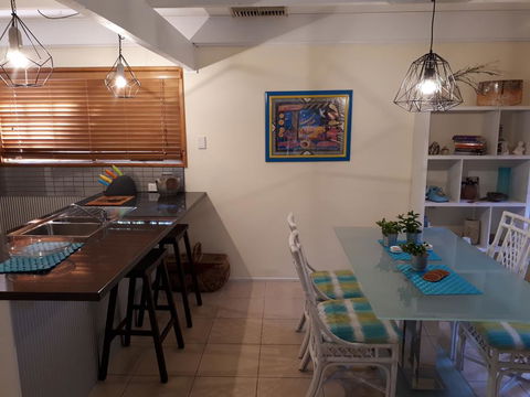 Bridgewater Dog'n'me...furkid And Family Friendly... - Accommodation Gladstone 2