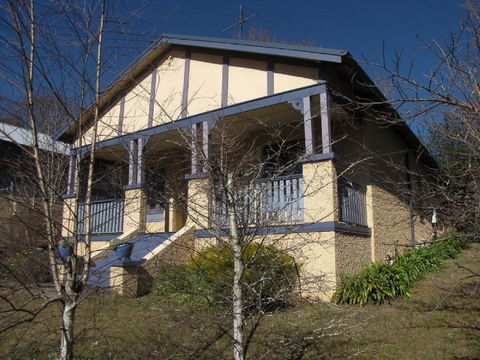 Brigalow Cottage - Accommodation Gladstone 0