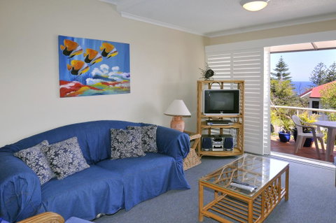 Bright & Comfortable In Quiet Location - Accommodation Gladstone 2