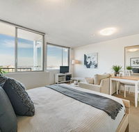 Bright and Sunny Studio Apartment - Accommodation Gladstone