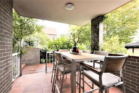 Bright Comfy Bondi Home - Accommodation Gladstone 1