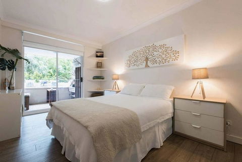 Bright Comfy Bondi Home - Accommodation Gladstone 0
