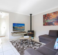 Bright Delight - Modern Luxury - Accommodation Gladstone