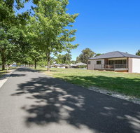BrightAway - Accommodation Gladstone