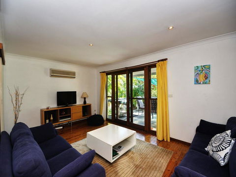 Brilliant Location - Accommodation Gladstone 0