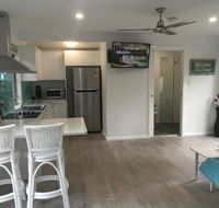 Brodie Beach Bungalow - Accommodation Gladstone