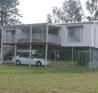 Broke Village Hideaway - Accommodation Gladstone